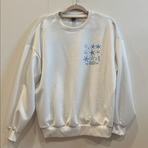 SHEIN White Light Weight Top - Starfish Ocean Design